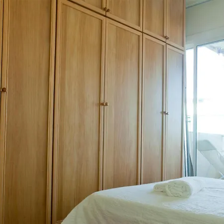 Spot Beachfront Minimun Rent One Month *